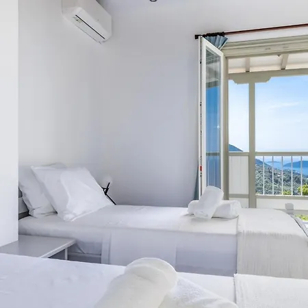 Soultani Villa *