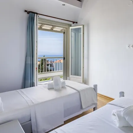 Soultani Villa Glossa